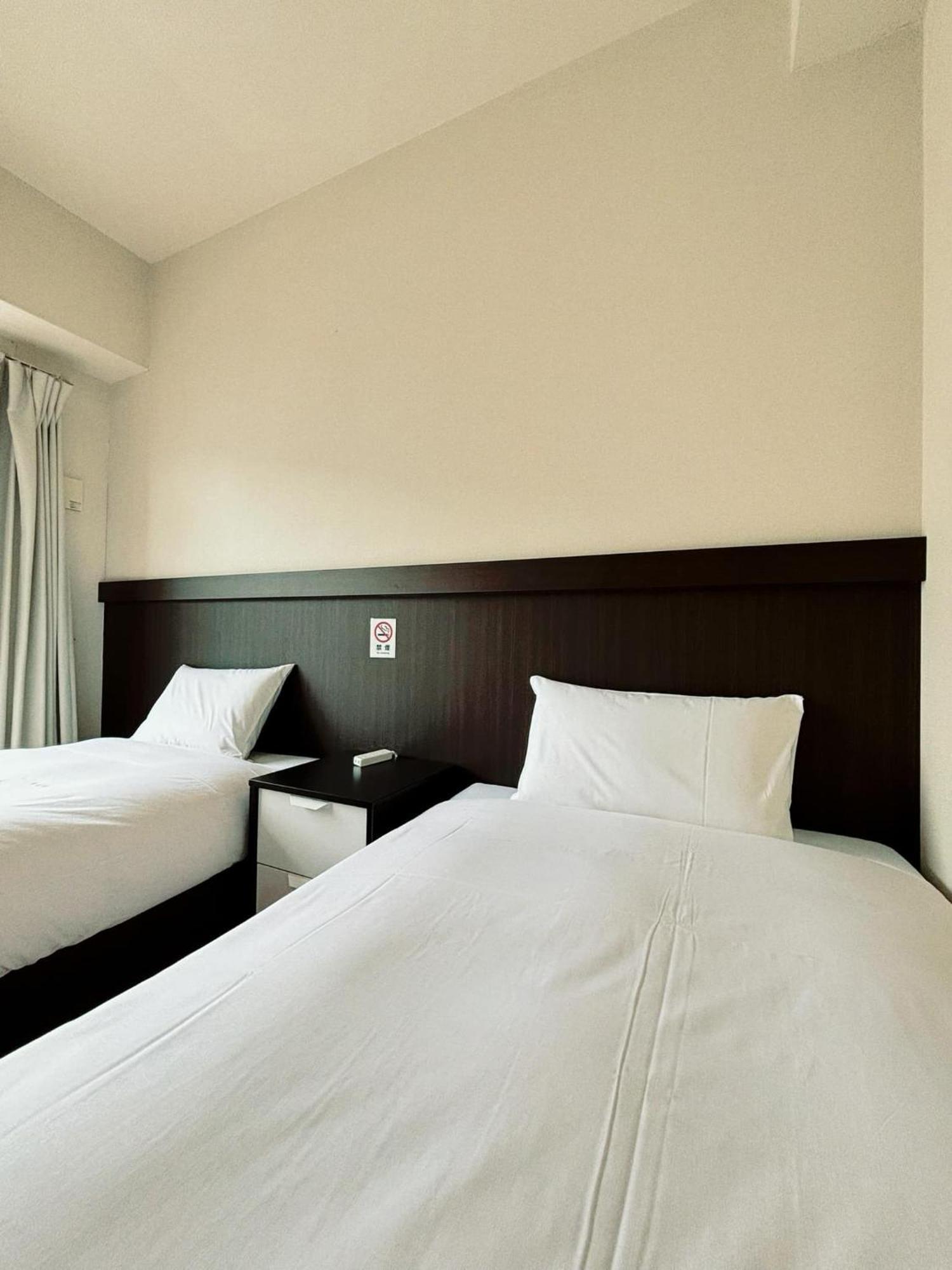Hotel J&C-I โอซาก้า ภายนอก รูปภาพ